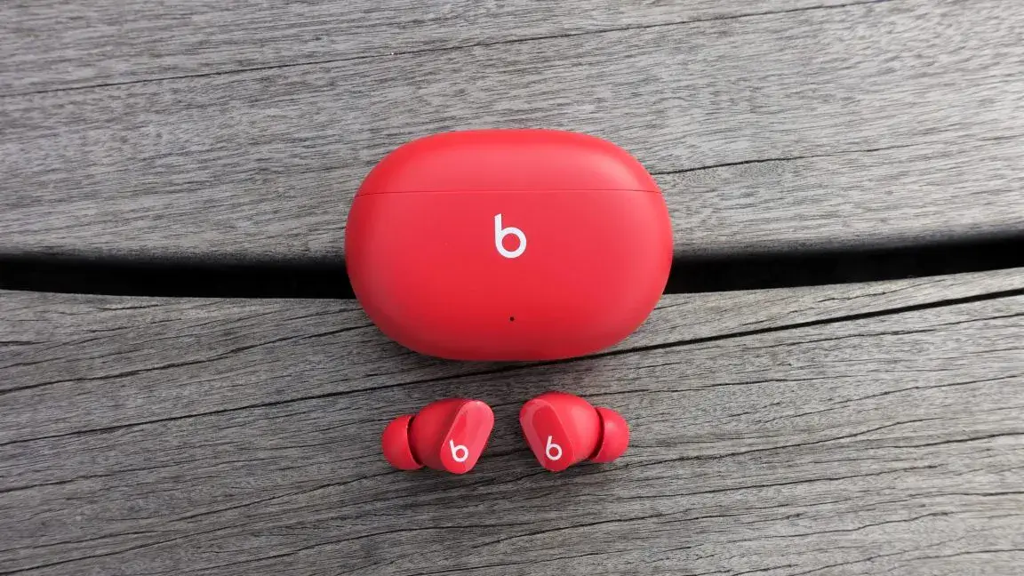Apple schließt kritische Abhörlücke in Beats Studio Buds – Was Nutzer jetzt wissen sollten