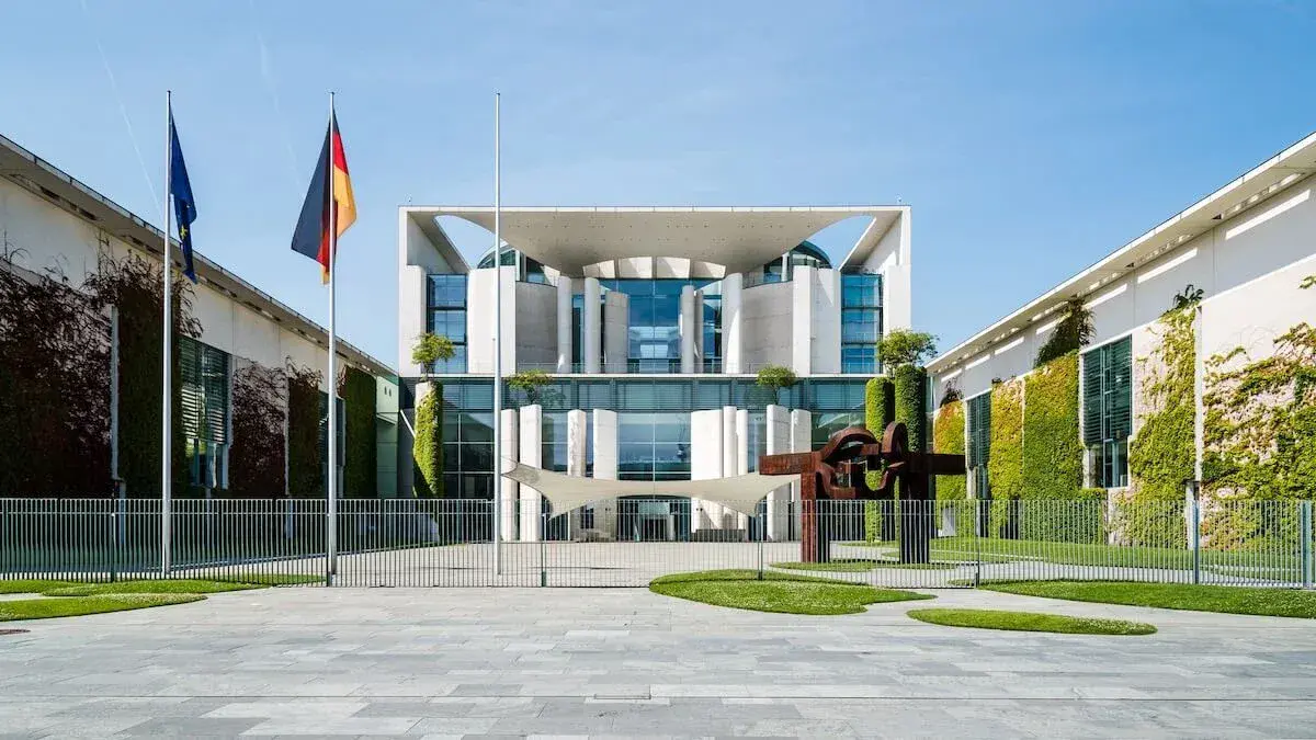 Die nächste lahme Behörde? Hintergründe zum KI-Institut für Deutschland