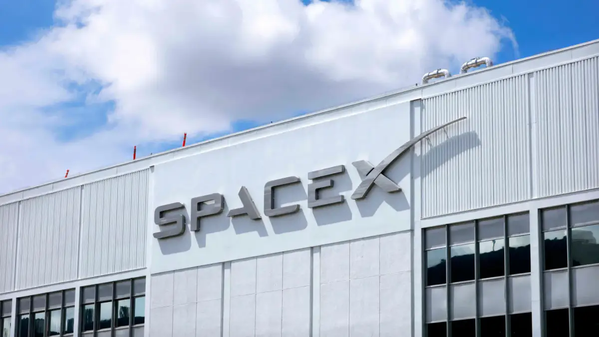 SpaceX senkt IPO-Bewertung auf 1,8 Billionen US-Dollar – Berichten zufolge