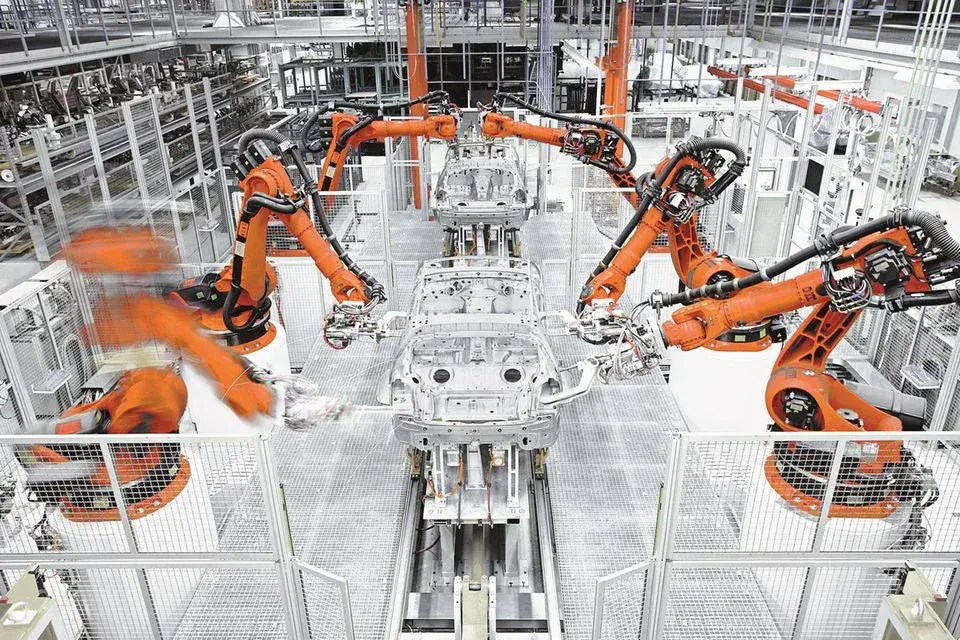 Die Revolution der Industrie durch Künstliche Intelligenz: Ein Blick auf Industrial AI